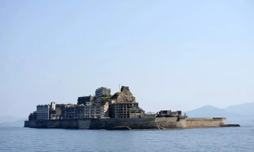 Hashima: Το μυστικό που κρύβει το εγκαταλελειμμένο «νησί της κόλασης» - Εκεί πέθαναν 1.300 άνθρωποι (Βίντεο)